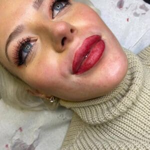 Semi Permant Make Up on the lips.